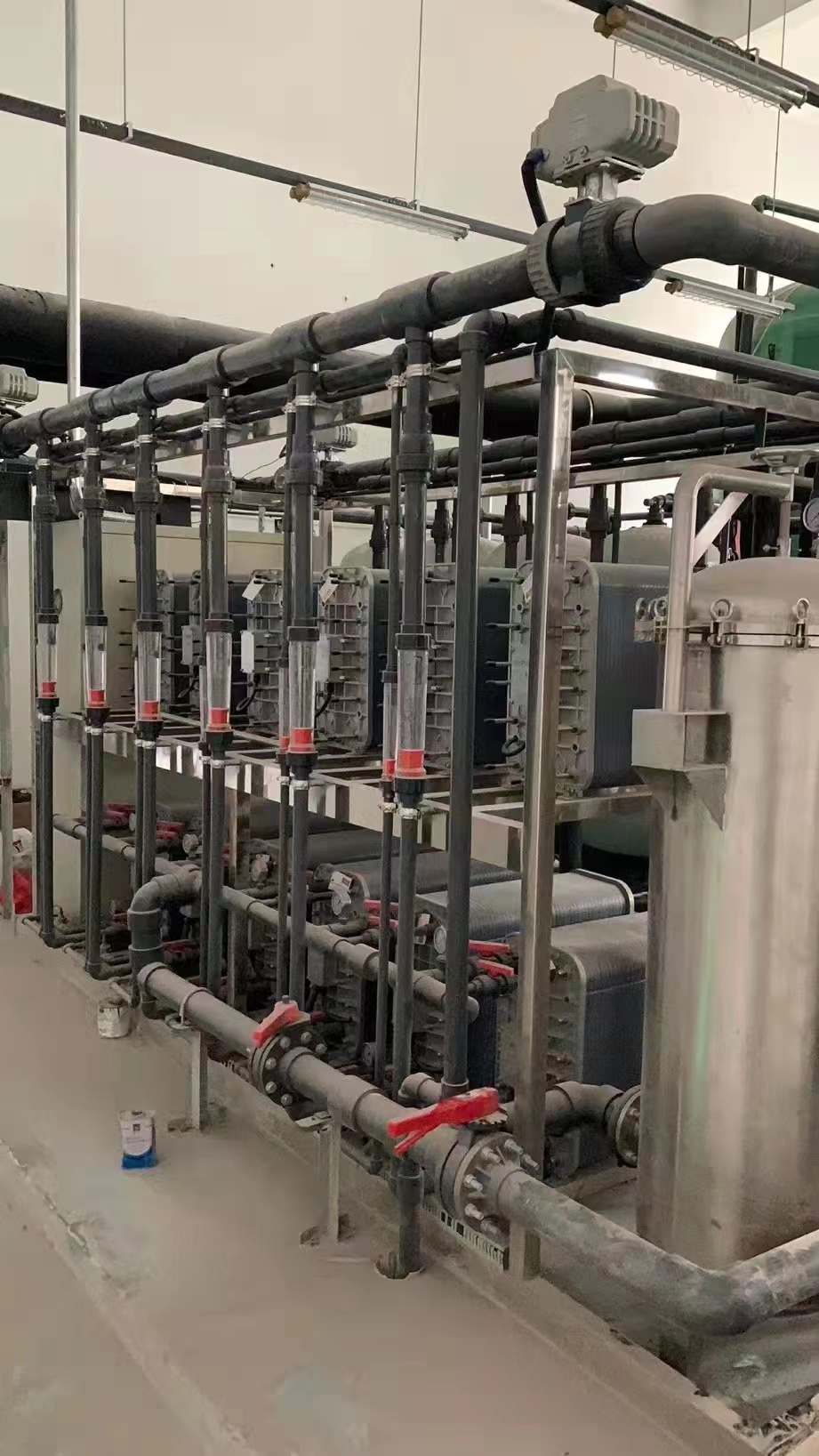 岳陽(yáng)五十噸超純水設(shè)備